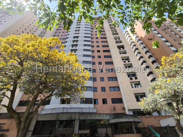 26-8549 Apartamento en Alquiler La Trigaleña