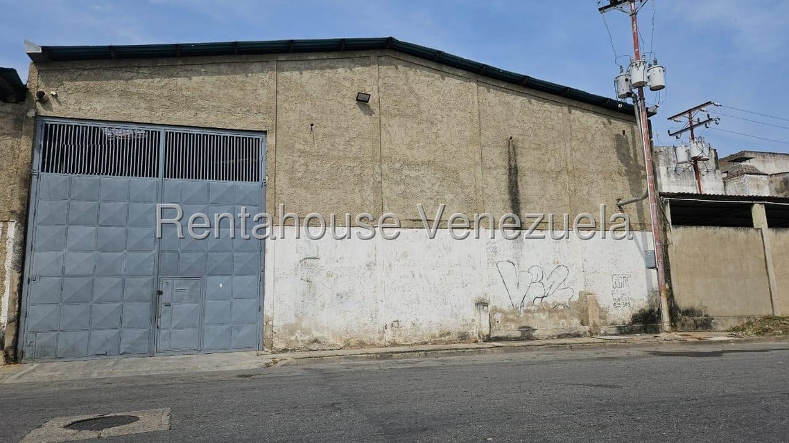Galpon en venta 742 M2 en los Jarales San Die