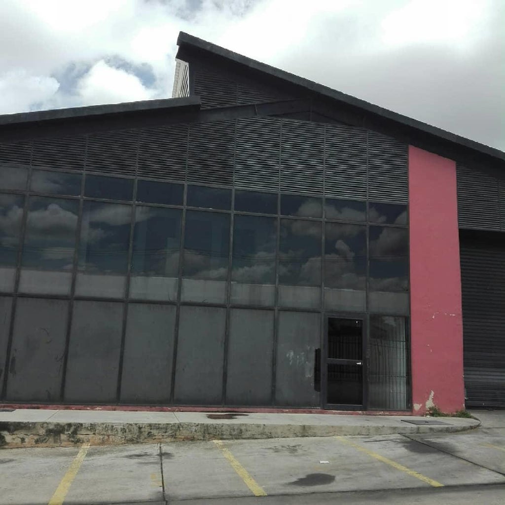 Galpon en venta 535 M2 en  Zona industrial Ca