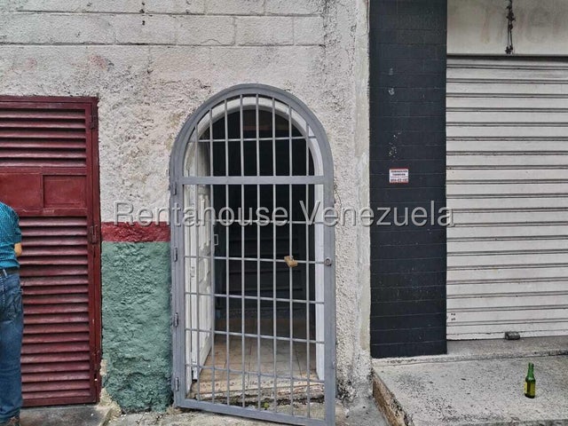 26-10829 Local comercial en Alquiler de 200 m