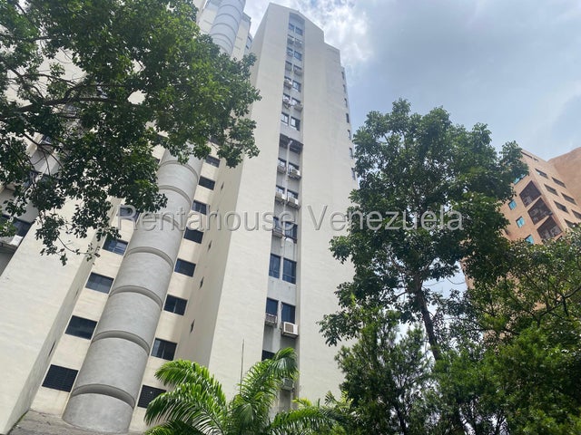 El bosque Apartamento en Alquiler Ubicado en 