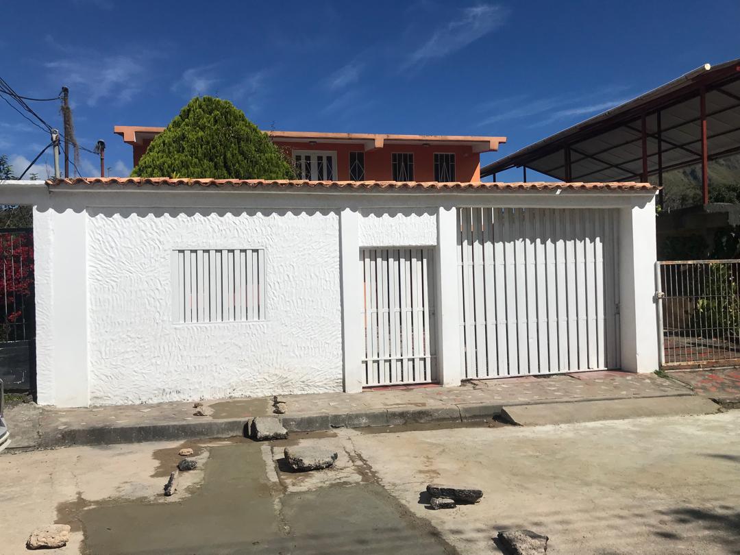 Se vende casa en San Agustín 