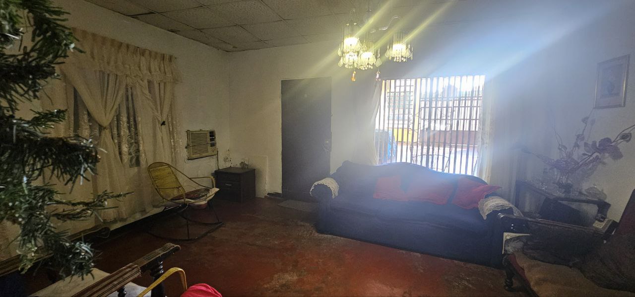 SE VENDE CASA SECTOR DELICIAS ALTO POTENCIAL 