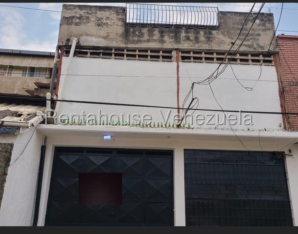 Galpon doble piso en venta ubicado en San Bla