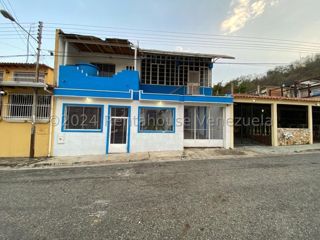 Casa en venta en la Esmeralda San Diego Carab