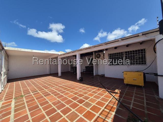26-16293 - CASA EN PUNTO FIJO, LAS VIRTUDES. 