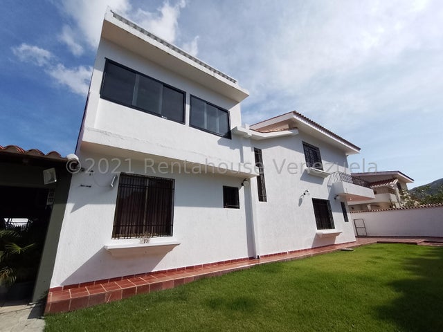 CASA EN VENTA URB. SAN PABLO TURMERO ESTADO A