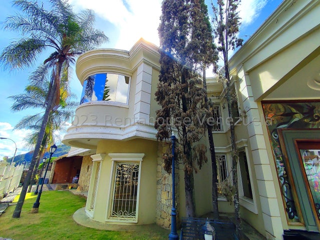CASA EN VENTA URB. EL CASTAÑO MARACAY ESTADO