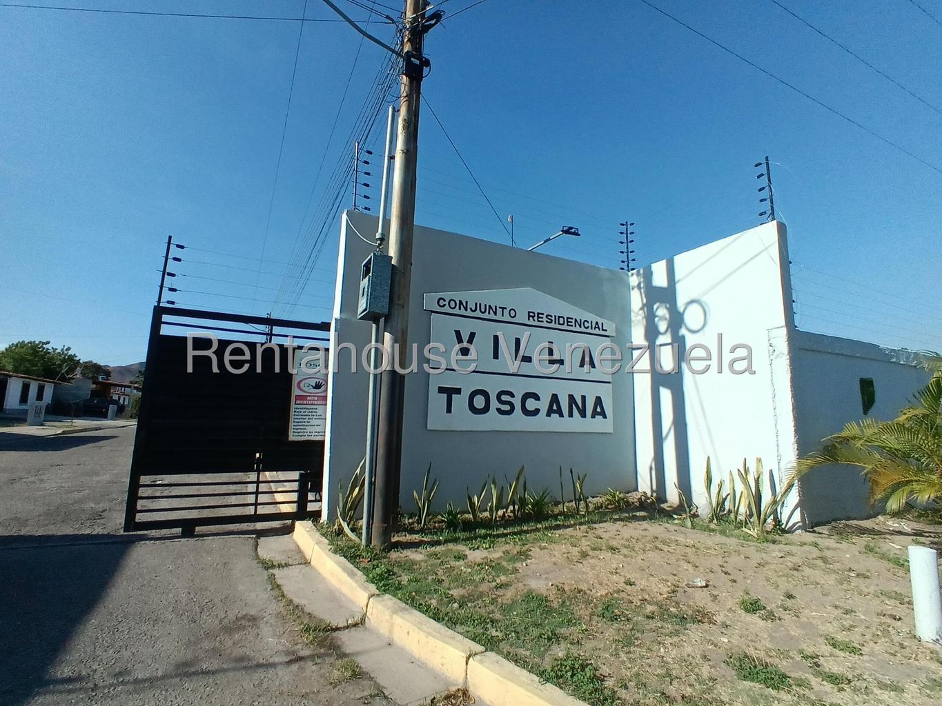 Impecable Casa en Conjunto Privado - Segurida