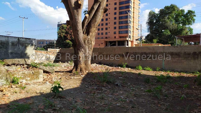 Terreno comercial en venta en La Viña Valenc