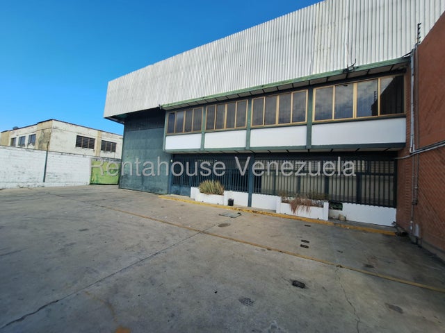 Galpon comercial para venta y alquiler ubicad