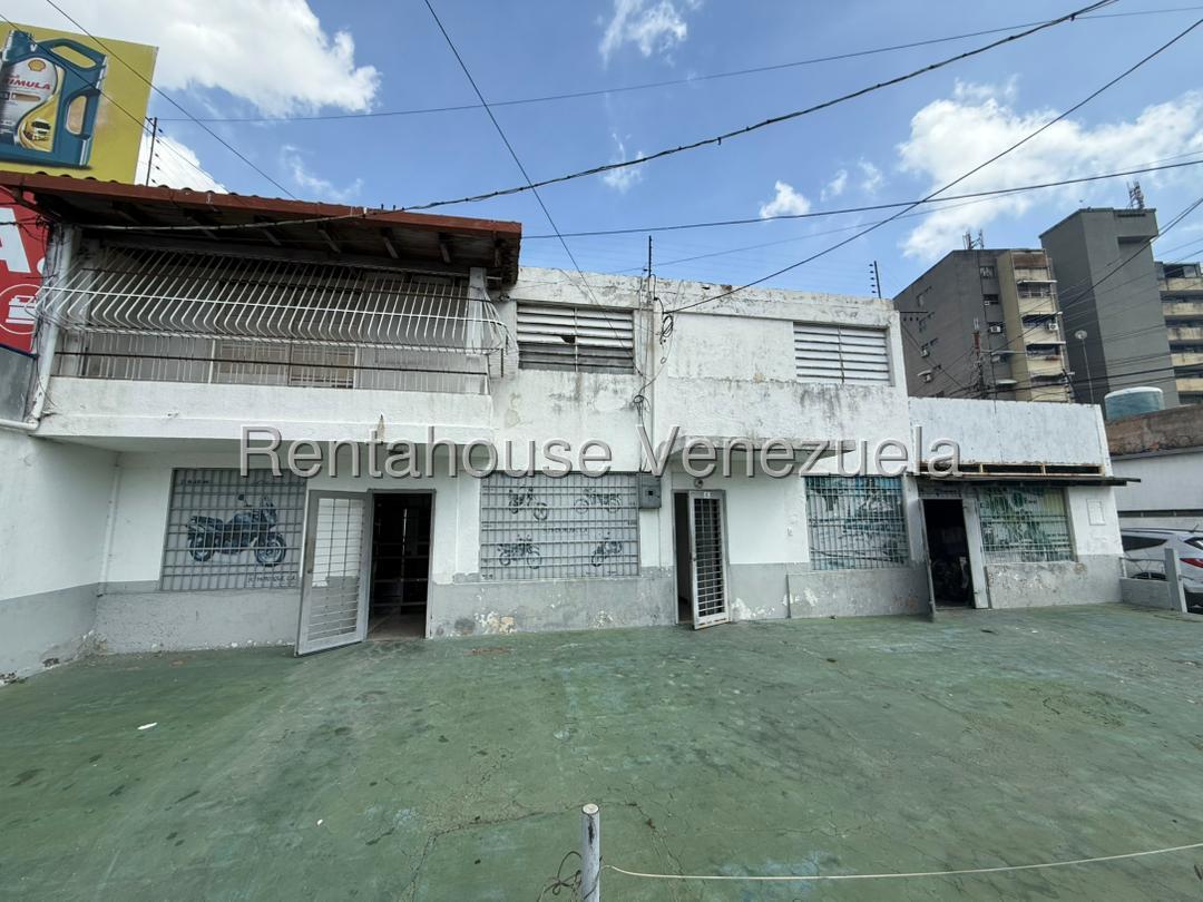 Casa comercial en alquiler ubicada en santa c