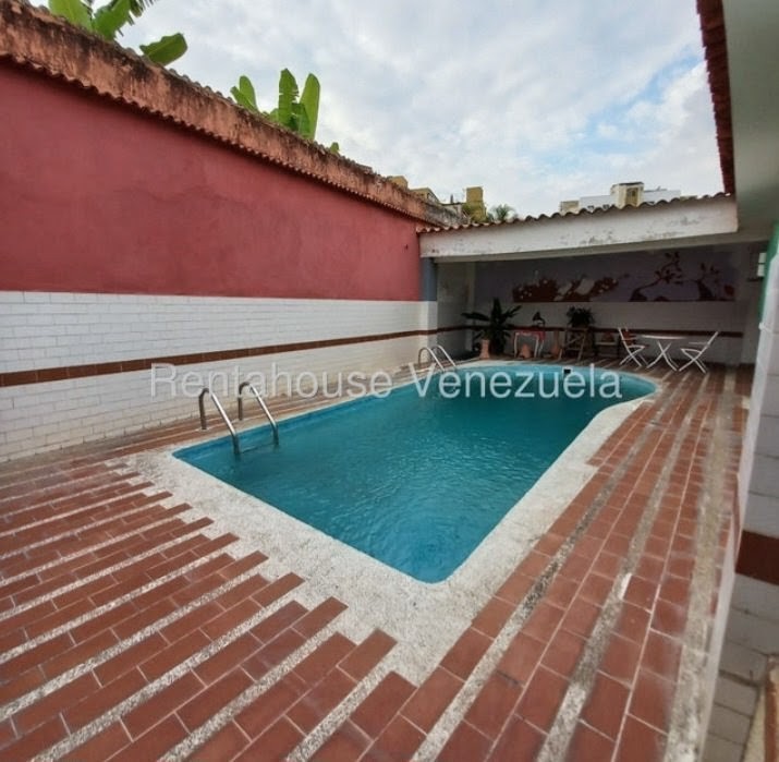  #26-19047 Alquiler de anexo (piscina, terraz