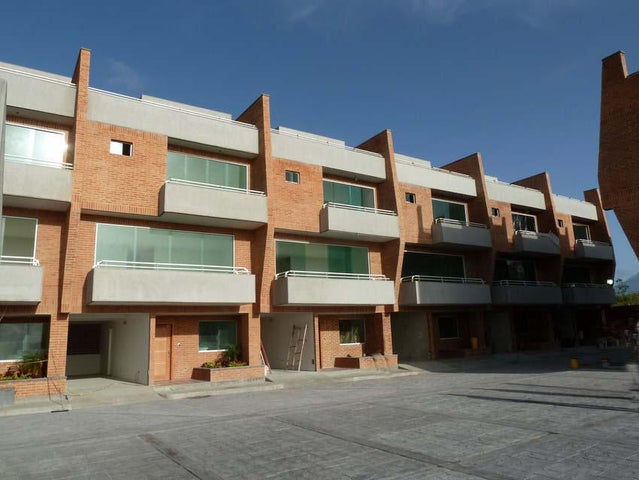 VENTA EL HATILLO  #20-14635