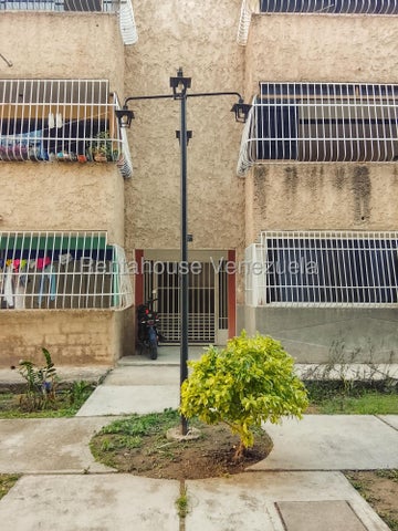 Apartamento en venta ubicado en barbula con p