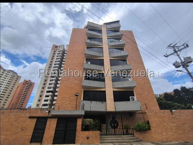 Apartamento con pozo cocina y planta electric