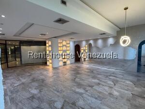 Local Moderno de 87m² en C.C. La Viña Plaza