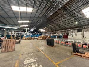 Fábrica de Cocinas en Venta: 8.133m² con Ma