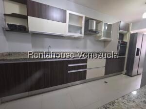 Alquiler: Apartamento Amoblado en El Parral (