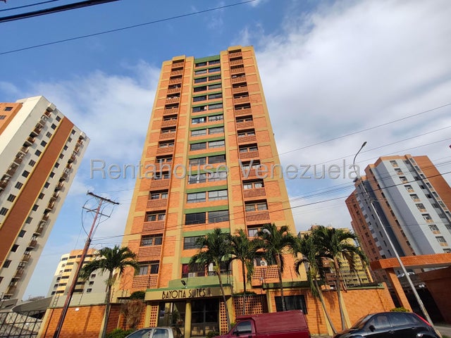 Apartamento con Pozo y Vista Panorámica en R