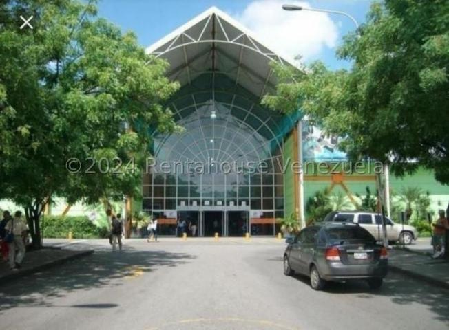 Mini Local Comercial 4.50m² – C.C. Gran Ba