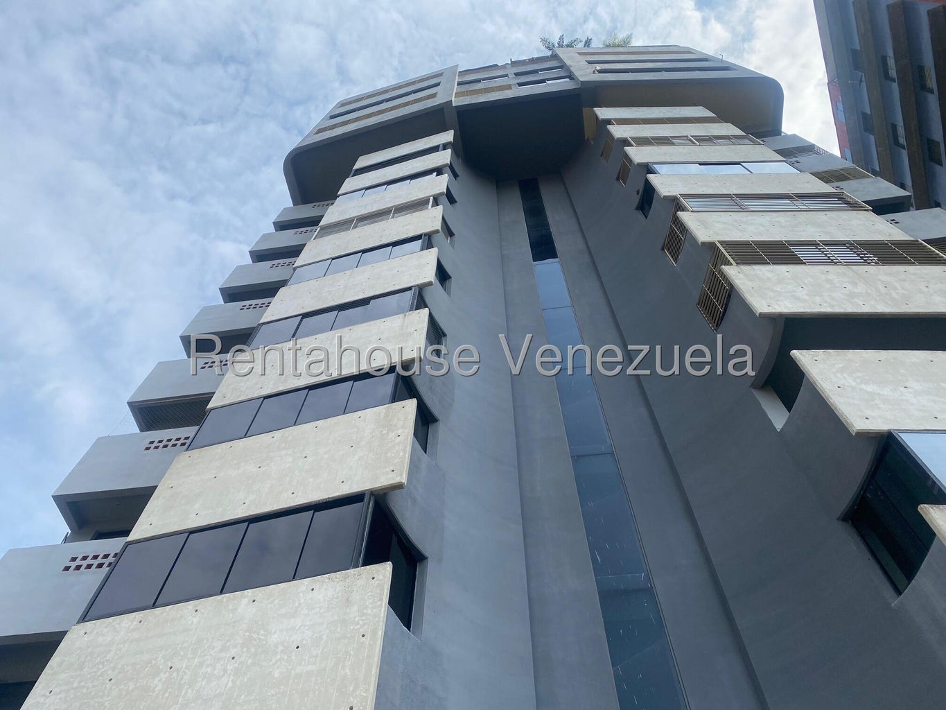 Apartamento amplio en el Parral en venta de 1