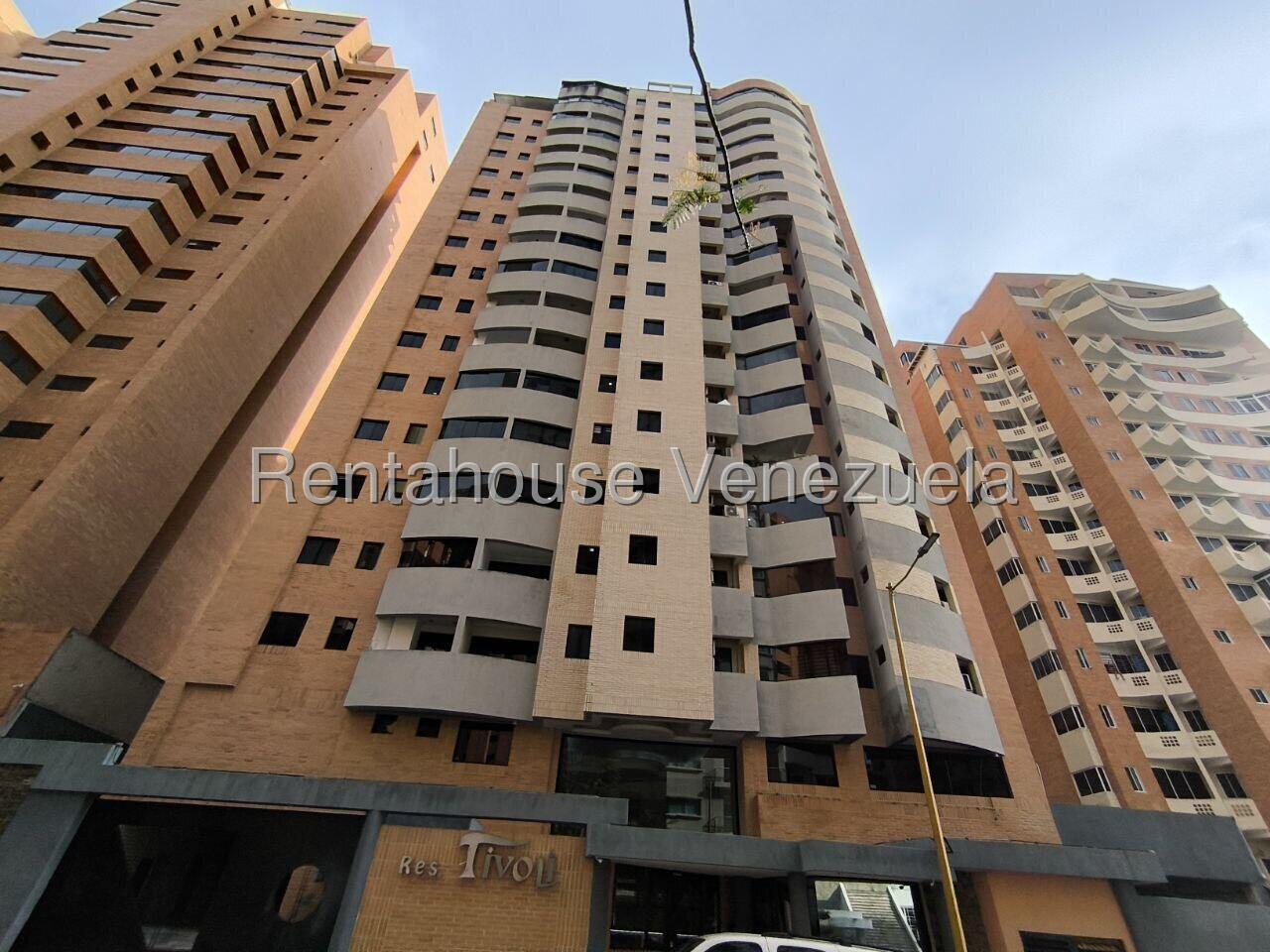 La Trigaleña Penthouse en venta lujo y confort planta 100% y pozo  Valencia Carabobo 