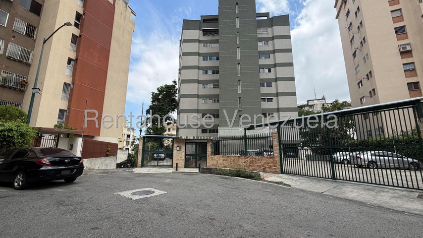 VENTA COLINAS DE BELLO MONTE #26-20039 