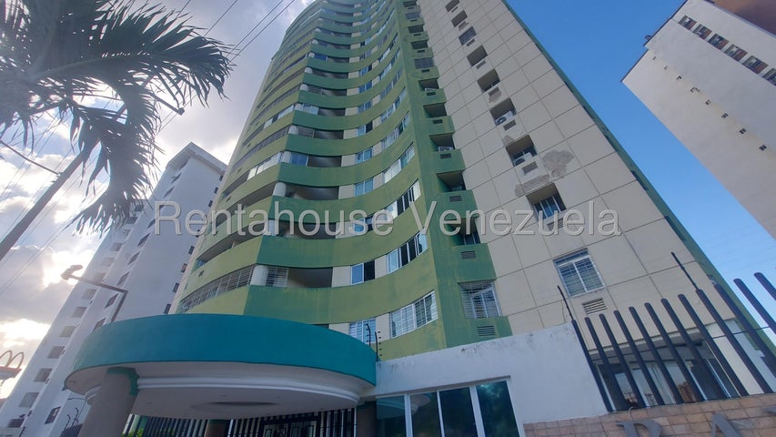 Los Mangos Apartamento en Alquiler ubicado en