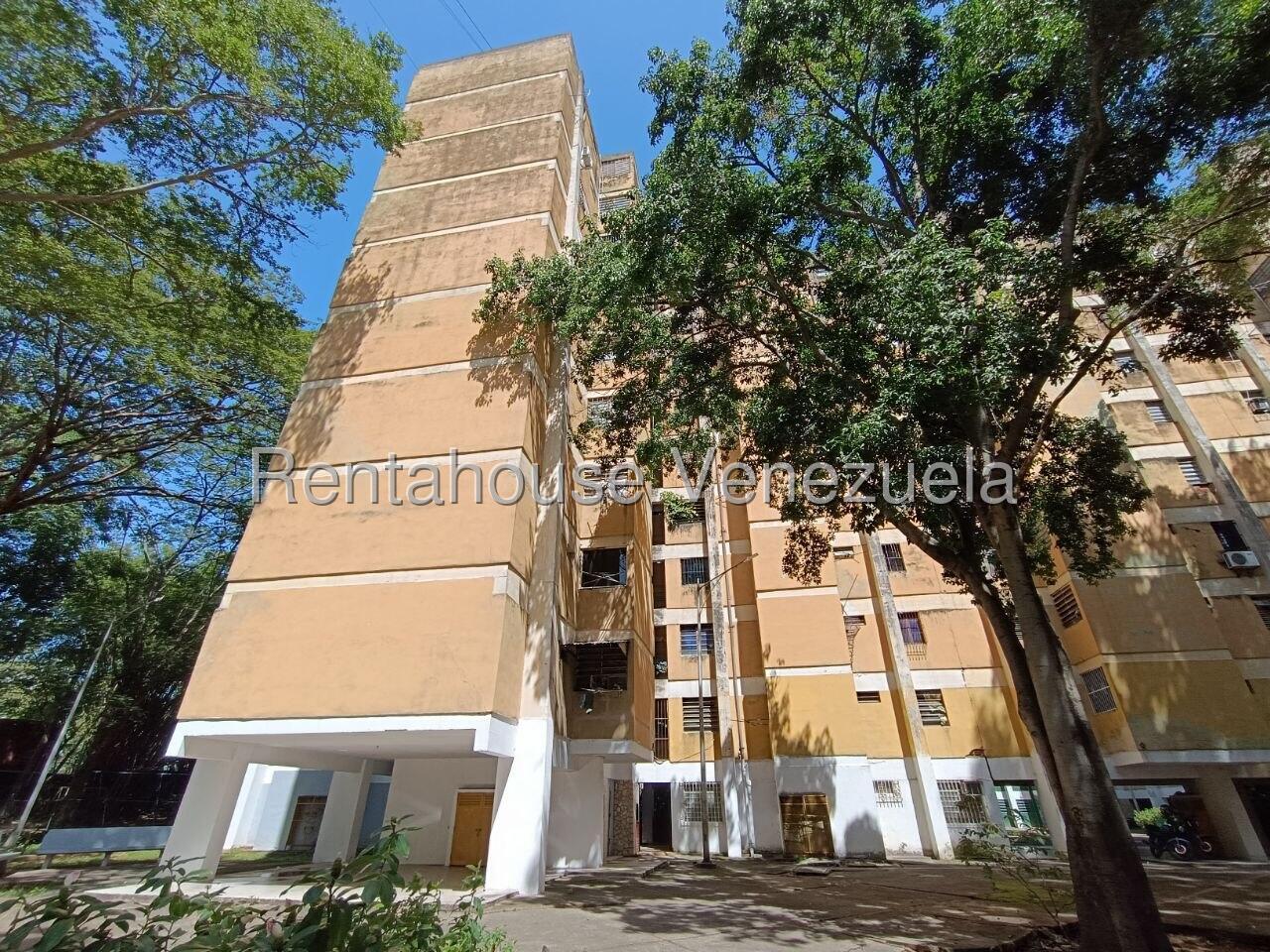 Venta de Apto. Urb. Kerdel #27-695