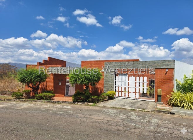 YL Venta de Casa Altos de Guataparo #26-14539