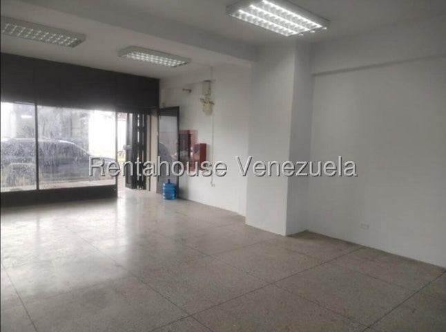 Alquiler  de Local Comercial Av. Lara 3 #27-8