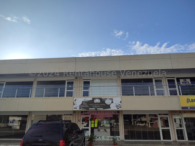 Venta  de local C.C. Paraparal Plaza, Los Gua