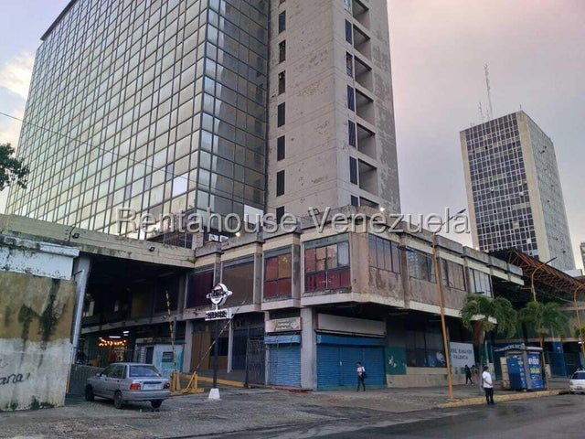 Venta Local Av. Bolivar Norte. PB. Valencia #