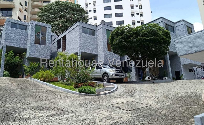 Alquiler de Townhouses Resd. La Montaña. El 