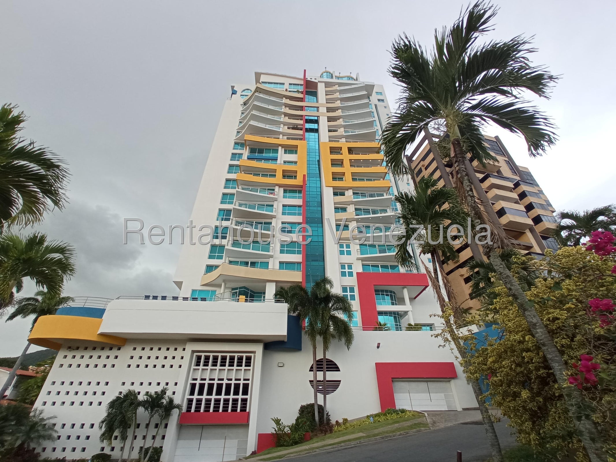 Apartamento en alquiler 4H-5B-3B Planta elect