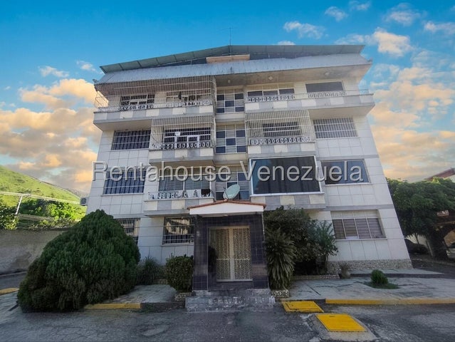 27-4985 Apartamento en Venta en Urbanizacion El Toro Las Delicias