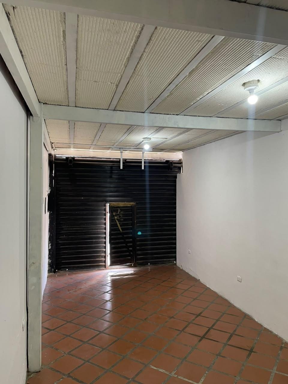Alquiler Local Comercial Zona Comercial