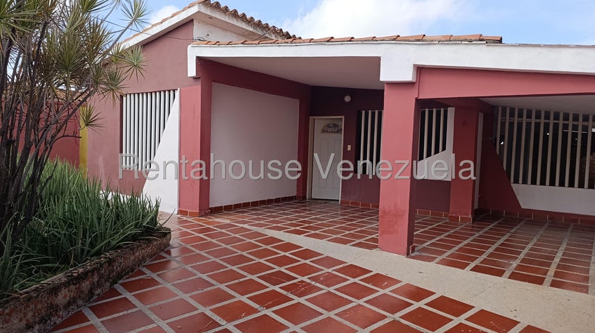 Venta de casa Los Naranjos, Guacara