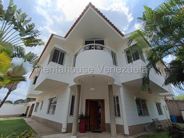 Venta de casa en La Viña #27-3336