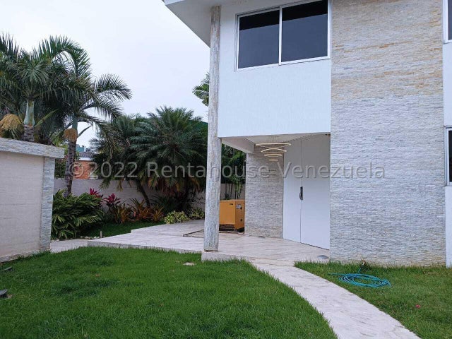 Venta de casa en Altos de Guataparo  #23-17051