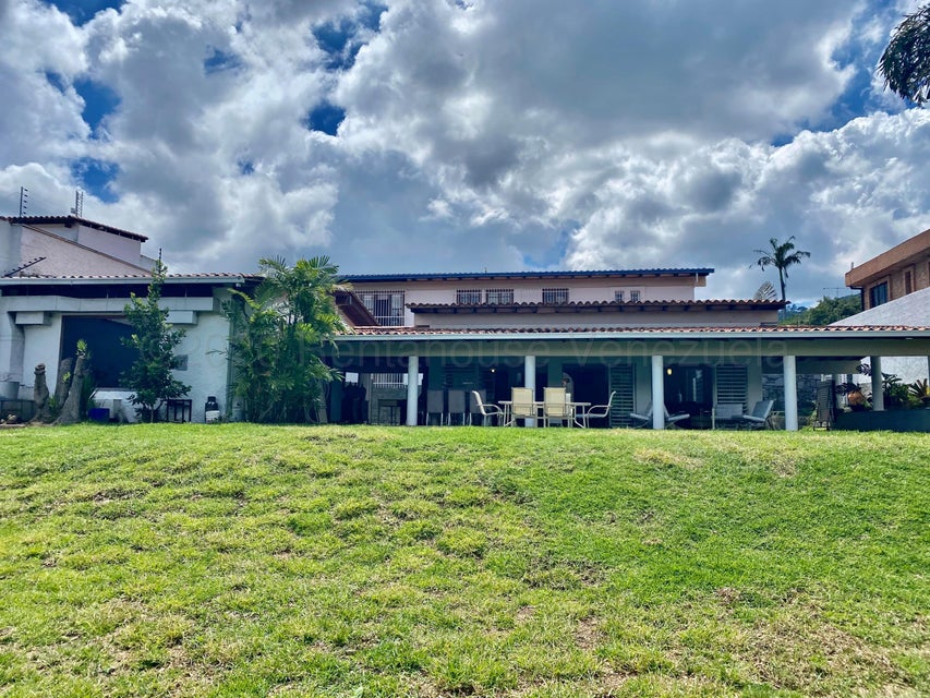 Casa en Venta Prados del Este #27-4445