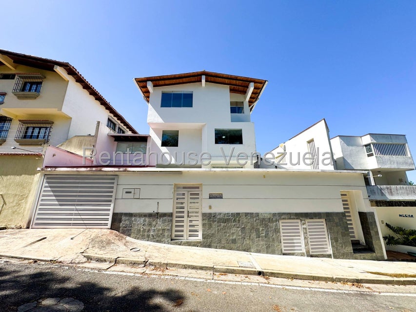 Casa en Venta Prados del Este 27-2438