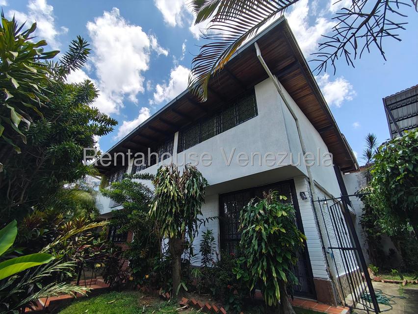 Casa en Venta Prados del Este 27-4171