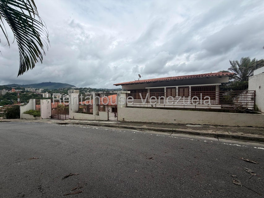 Casa en Venta Prados del Este 27-3817