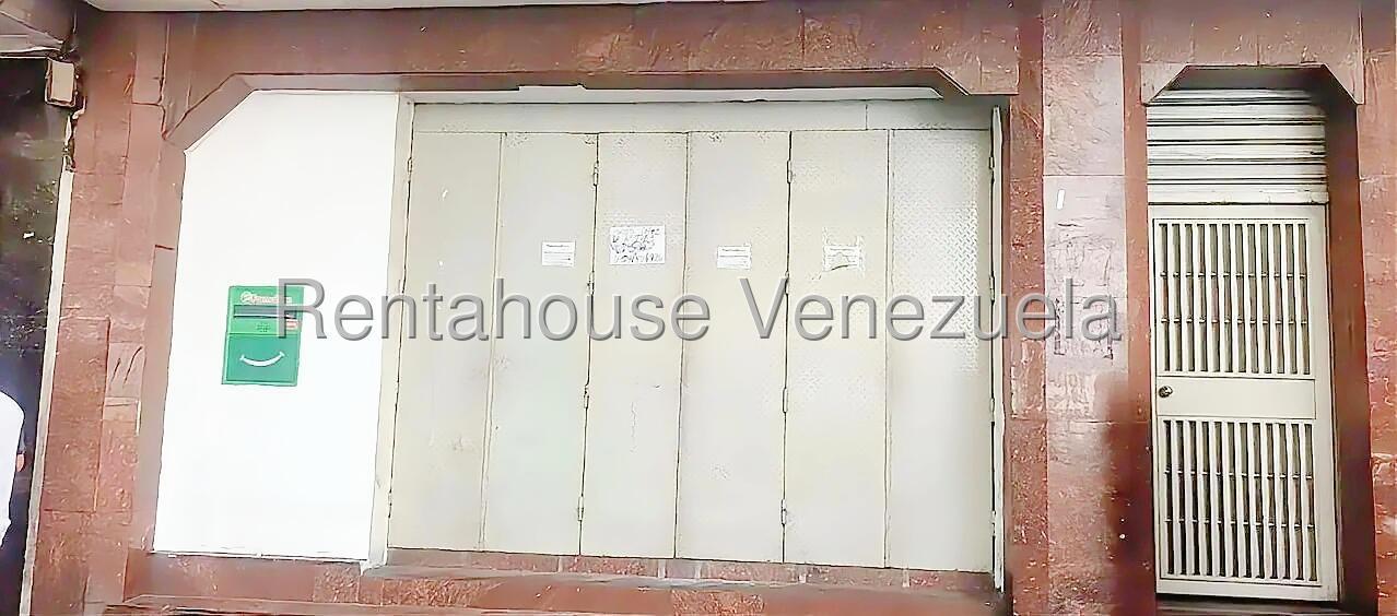 Local en Alquiler Av. Baralt A PIE DE CALLE 27-5766