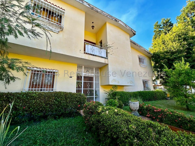 Rentahouse yl Vende casa en Urb. La Viña #25-1275