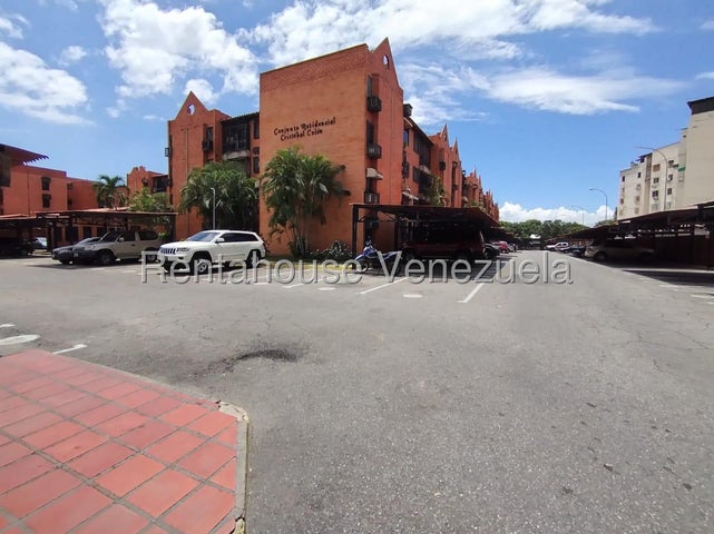 27-6776 Apartamento en Alquiler Base Aragua