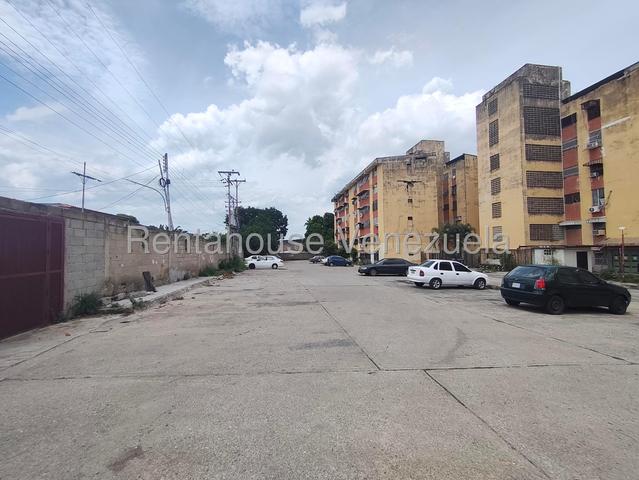 27-6868 Apartamento en Venbta en Urbanizacion