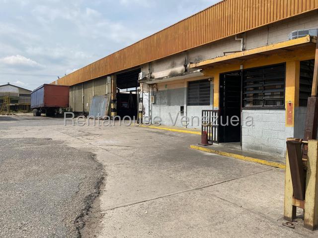 galpon con oficinas  en alquiler